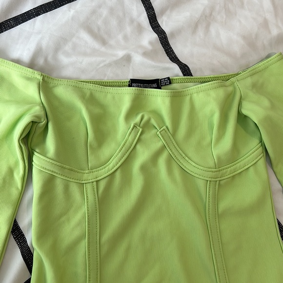 PrettyLittleThing Strapless Neon Green Mini Dress - Picture 3 of 3